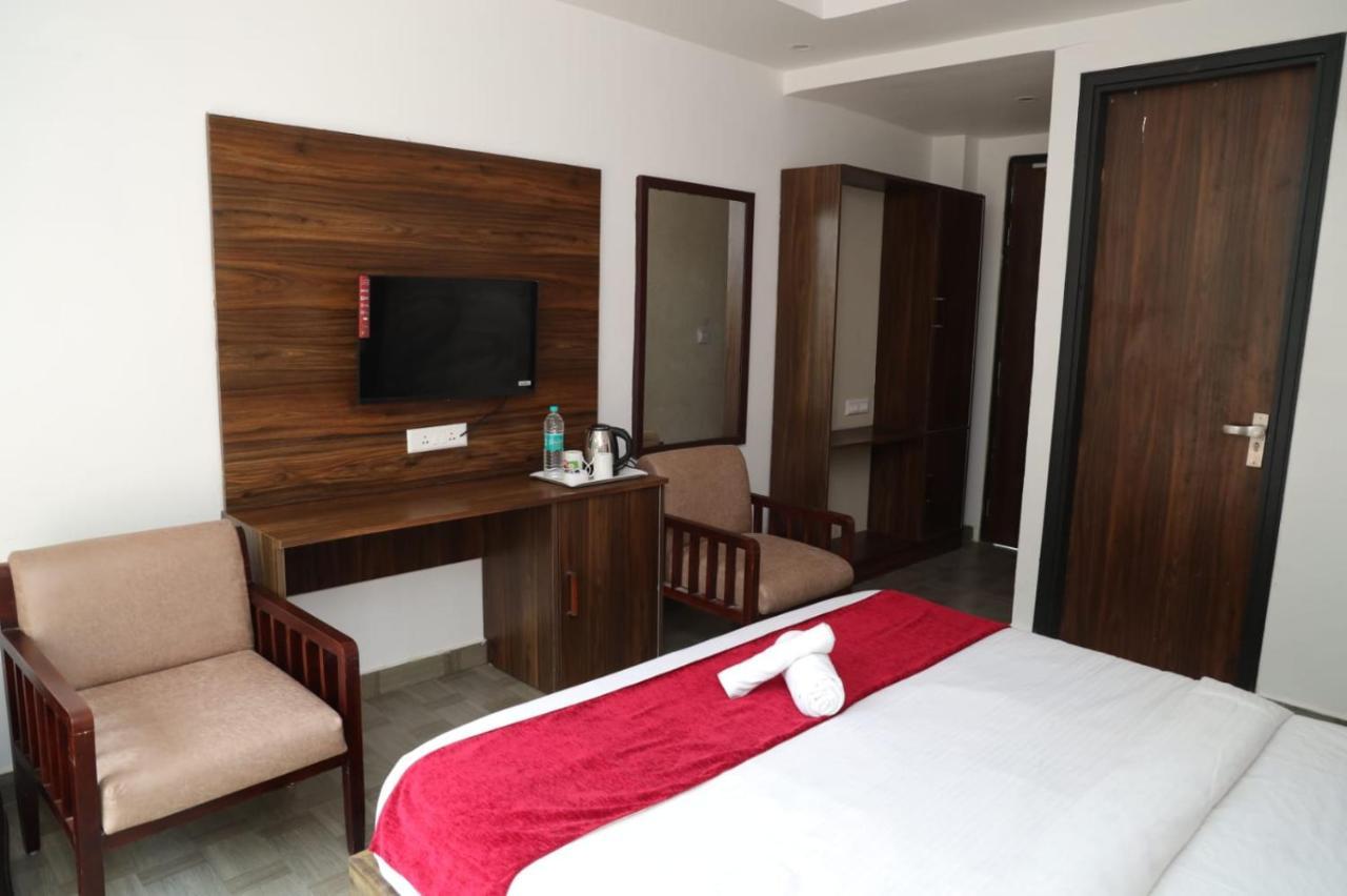 Hotel Cordelia Inn By Devpaga Hotels Pvt Ltd Rishikesh Bagian luar foto
