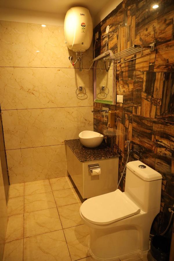 Hotel Cordelia Inn By Devpaga Hotels Pvt Ltd Rishikesh Bagian luar foto